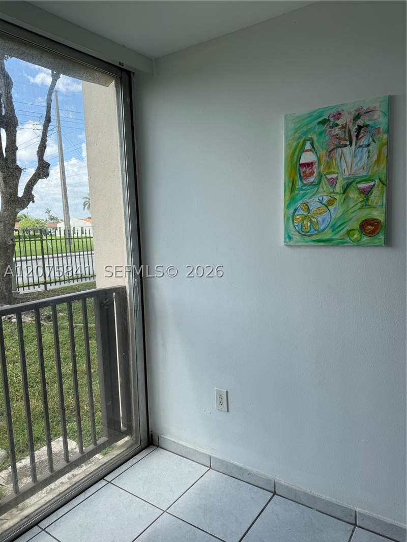 2 bedroom Condominium at 9401 SW 4th St 103, Versaille Gardens I Condo, Miami — photo 4