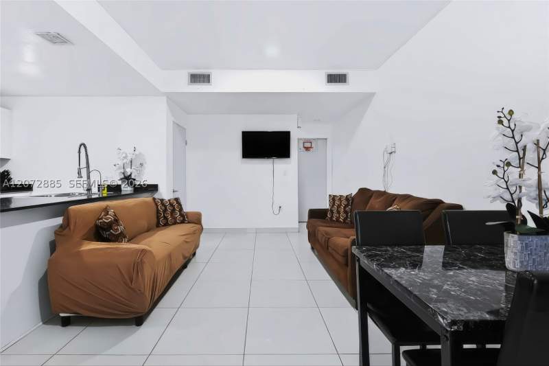 4 bedroom Townhouse at 25888 SW 139th Path 25888, Paradise Gardens, Homestead — photo 3