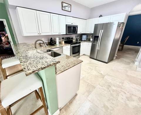 912 NE 35th Ave, Homestead FL - photo 16 of 51