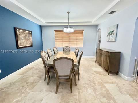 912 NE 35th Ave, Homestead FL - photo 9 of 51