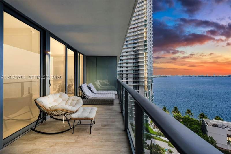 2 bedroom Condominium at 650 NE 32nd St 1203, Paraiso Bay Condo, Miami — photo 2