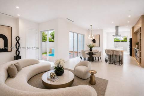 10381 NW 67th Ter, Doral FL - photo 23 of 63