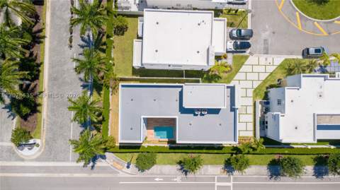 10381 NW 67th Ter, Doral FL - photo 7 of 63