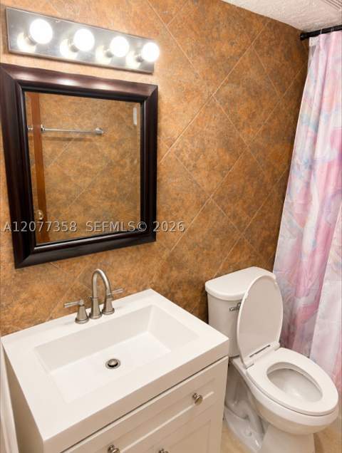 528 Meridian Ave 202A, Miami Beach FL - photo 6 of 11