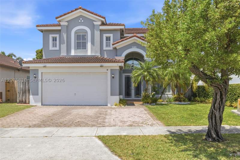 4 bedroom SingleFamilyResidence at 24134 SW 109th Path, Bluewaters Subdivision, Homestead — photo 2