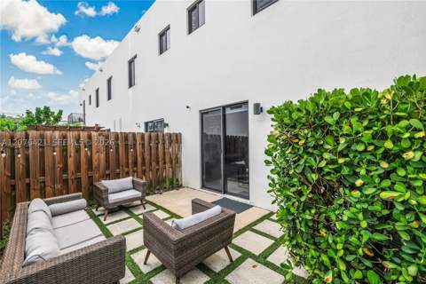519 SW 91st Pl, Miami FL - photo 19 of 48