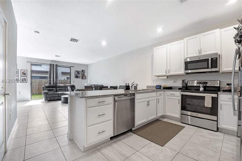 3 bedroom Townhouse at 23357 SW 110th Ct, Mc Residential, Homestead — photo 2