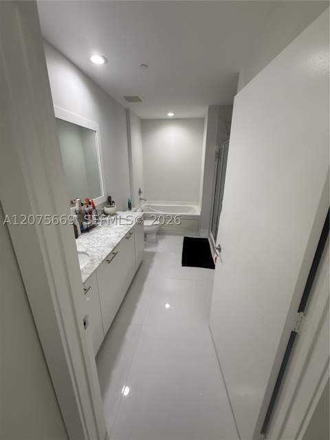 951 Brickell Ave 4105, Miami FL - photo 16 of 25