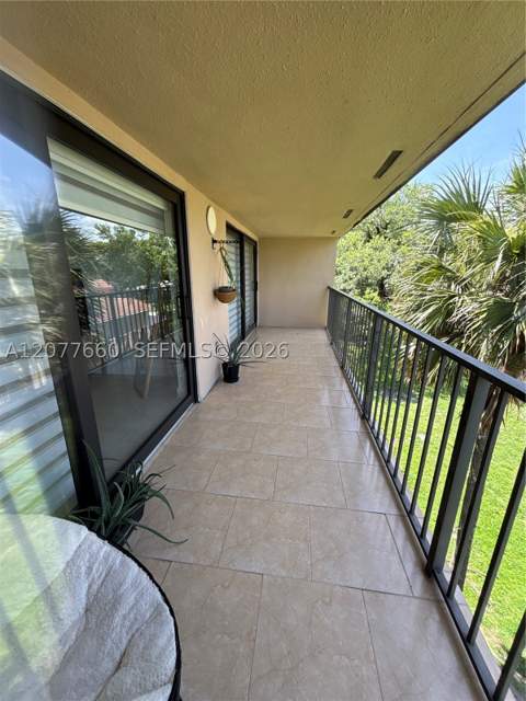 6305 Gage Pl 309A, Miami Lakes FL - photo 18 of 30