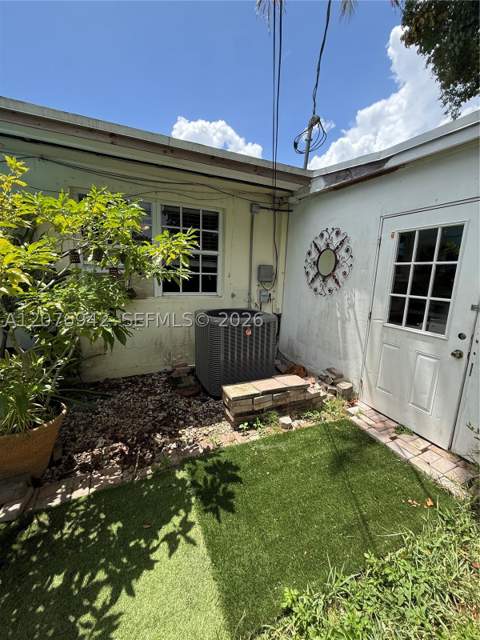 15465 SW 298th Ter, Homestead FL - photo 7 of 25
