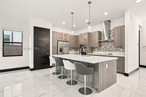 8875 NW 161st Ter, Miami Lakes FL - photo 9 of 39