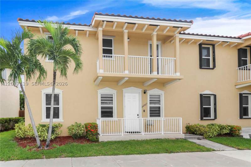 4 bedroom Townhouse at 24557 SW 117th Ave, Summerville Sub, Homestead — photo 2