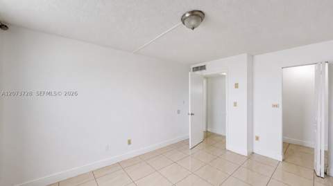 14201 N Kendall Dr 401D, Miami FL - photo 8 of 11