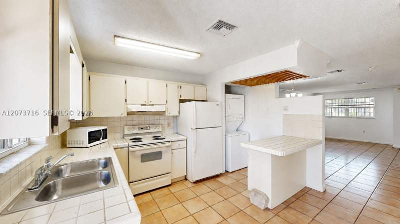 2 bedroom Townhouse at 6415 SW 129th Pl 2403, Terra Lake Villas Condo, Miami — photo 4