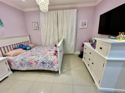 9021 NW 150th Ter, Miami Lakes FL - photo 12 of 28