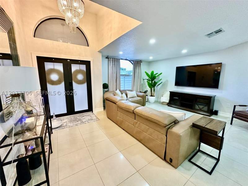 3 bedroom SingleFamilyResidence at 9021 NW 150th Ter, West Lakes Gardens 3rd Ad, Miami Lakes — photo 3