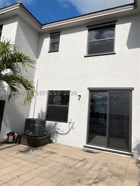 9116 NW 158th St, Miami Lakes FL - photo 10 of 12