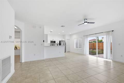 22505 SW 94th Pl, Cutler Bay FL - photo 22 of 51