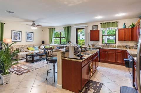 125 SE 36th Pl, Homestead FL - photo 15 of 88