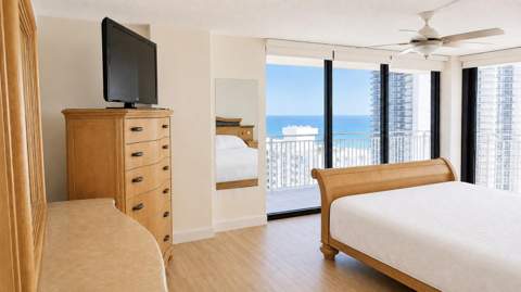 210 174th Street 1901, Sunny Isles Beach FL - photo 11 of 36