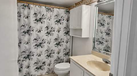 210 174th Street 1901, Sunny Isles Beach FL - photo 17 of 36