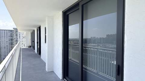 210 174th Street 1901, Sunny Isles Beach FL - photo 19 of 36