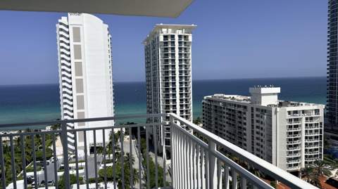 210 174th Street 1901, Sunny Isles Beach FL - photo 24 of 36