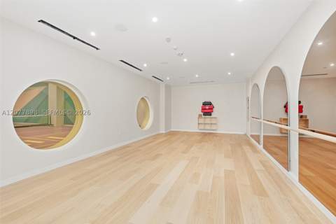 90 NE 32 1016, Miami FL - photo 23 of 45