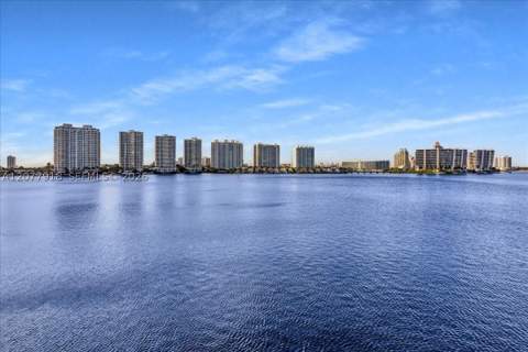 17600 N Bay Rd N503, Sunny Isles Beach FL - photo 16 of 28