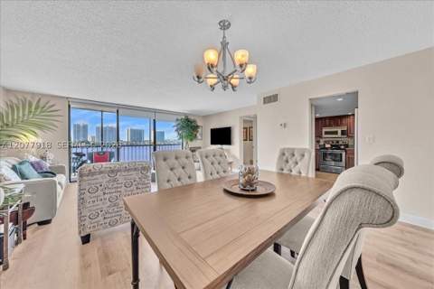 17600 N Bay Rd N503, Sunny Isles Beach FL - photo 7 of 28