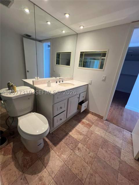 17500 N Bay Rd S907, Sunny Isles Beach FL - photo 19 of 23