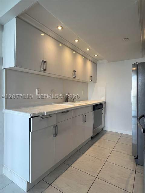 17500 N Bay Rd S907, Sunny Isles Beach FL - photo 7 of 23