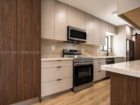 4212 SW 98th Ave, Miami FL - photo 7 of 28