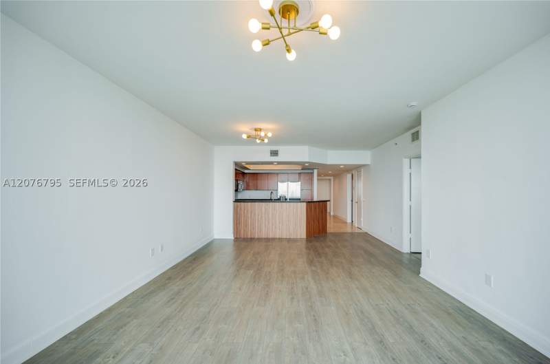 3 bedroom Condominium at 15051 Royal Oaks Ln 2403, The Oaks I Condo, North Miami — photo 4