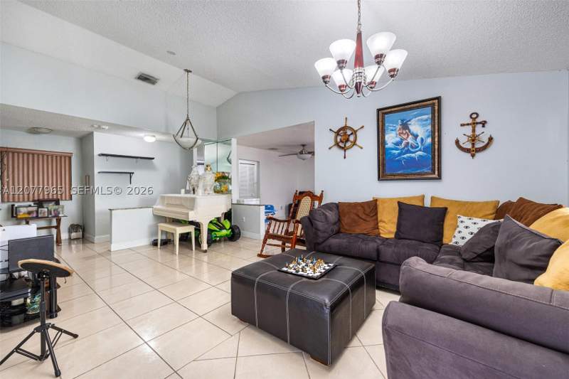 4 bedroom SingleFamilyResidence at 14217 SW 102nd St, Kendale Best No 2, Miami — photo 5