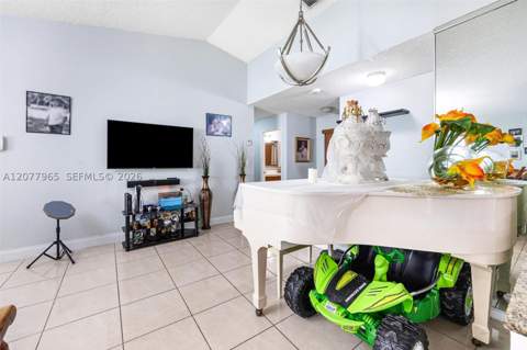 14217 SW 102nd St, Miami FL - photo 8 of 31