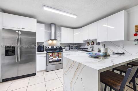 14217 SW 102nd St, Miami FL - photo 9 of 31