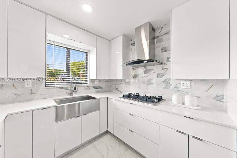 3 bedroom SingleFamilyResidence at 10125 SW 84th St, Heftler Homes Sunset Park, Miami — photo 4