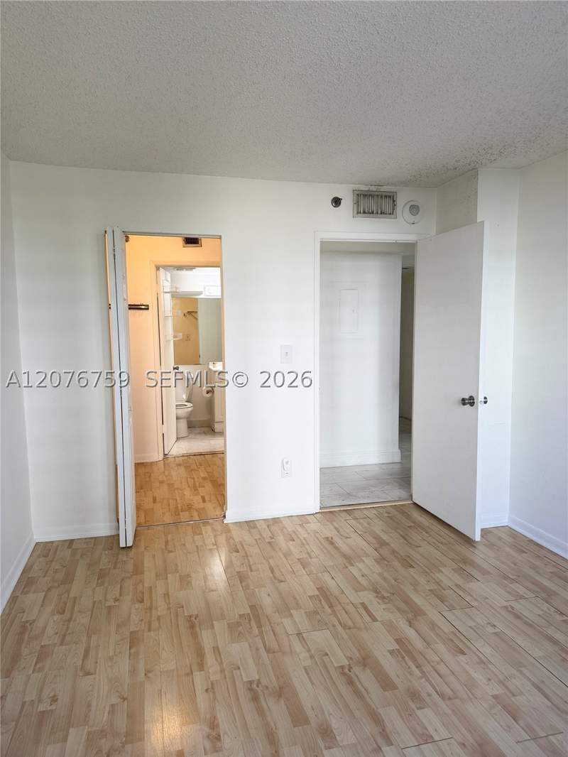 2 bedroom Condominium at 770 Claughton Island Dr 601, Isola Condo, Miami — photo 5