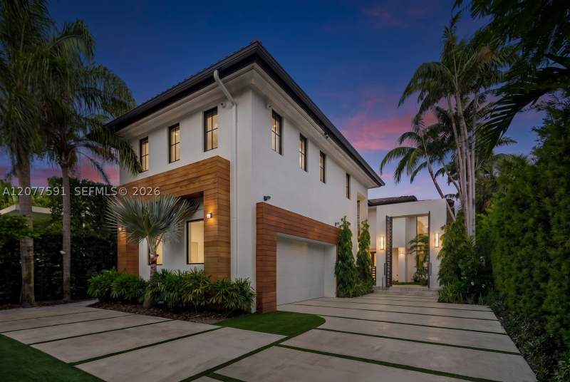 6 bedroom SingleFamilyResidence at 4442 Prairie Ave, Nursery Sub, Miami Beach — photo 4