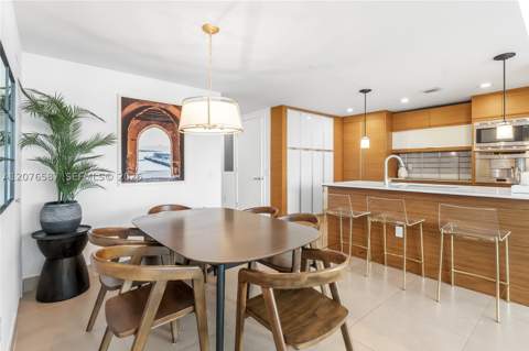 5875 Collins Ave 903, Miami Beach FL - photo 6 of 34