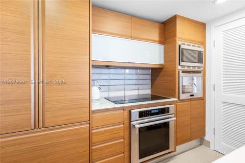 5875 Collins Ave 903, Miami Beach FL - photo 7 of 34