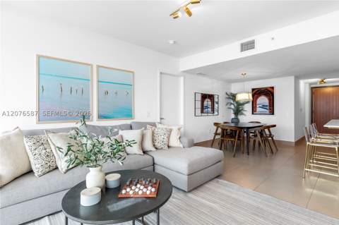 5875 Collins Ave 903, Miami Beach FL - photo 8 of 34