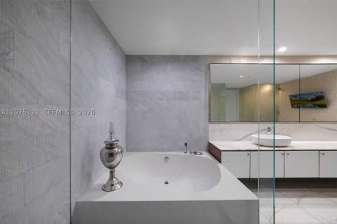 10203 Collins Ave 801, Bal Harbour FL - photo 23 of 59
