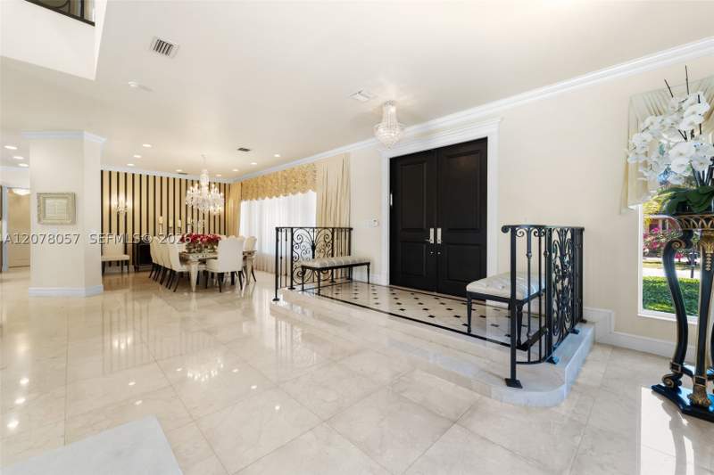 6 bedroom SingleFamilyResidence at 275 189th Ter, Golden Shores Ocean Blvd, Sunny Isles Beach — photo 5