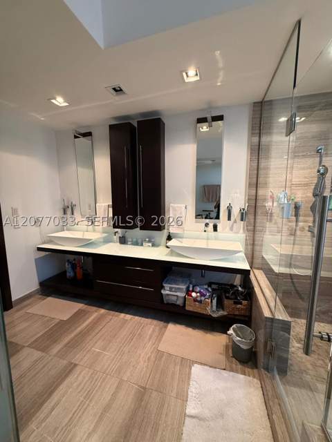 11101 NW 72nd Ter, Doral FL - photo 17 of 51