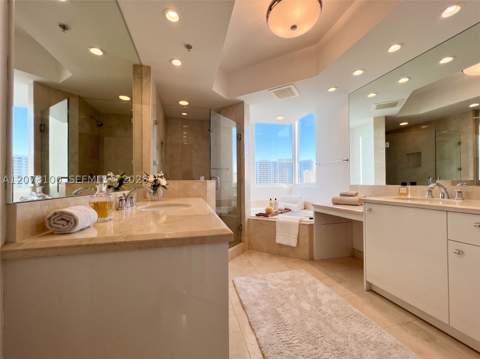 19400 Turnberry Way 312, Aventura FL - photo 7 of 15