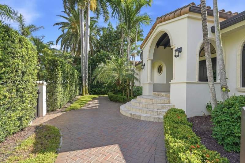 4 bedroom SingleFamilyResidence at 2532 NW Lake Ave, Sunset Islands-Island No, Miami Beach — photo 3