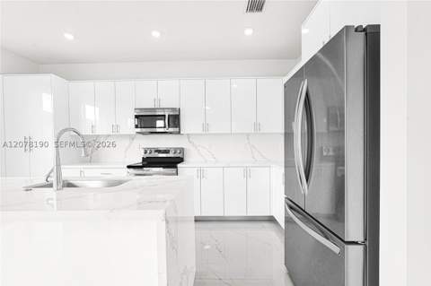 22555 SW 125th Ave, Miami FL - photo 19 of 123