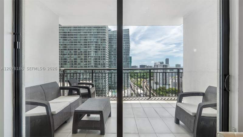 2 bedroom Condominium at 999 SW 1st Ave 2004, Nine At Mary Brickell Vil, Miami — photo 4